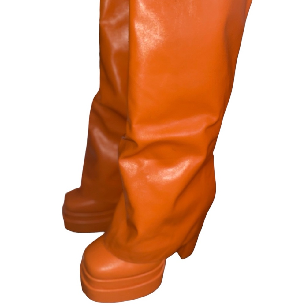 AZALEA WANG INVISIBLE KNEE HIGH FOLD OVER CHUNKY BOOT IN ORANGE